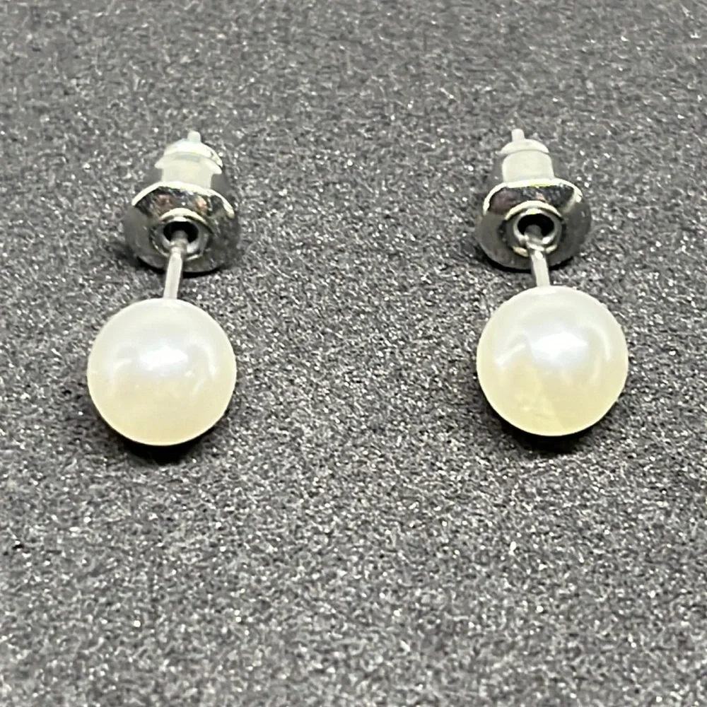 Earrings faux‎ pearl